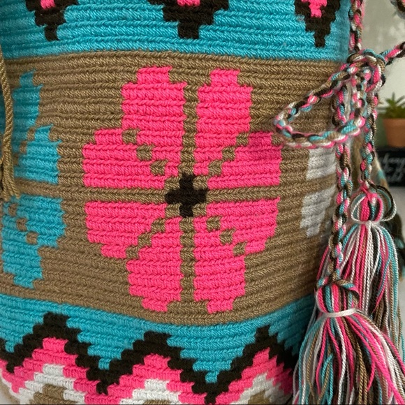 Colombian Wayuu Mochila Boho Cross body Bag - Picture 2 of 8